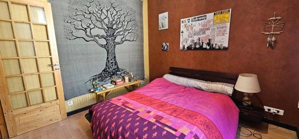 IMMEUBLE/MAISON en pierre 282 m2.