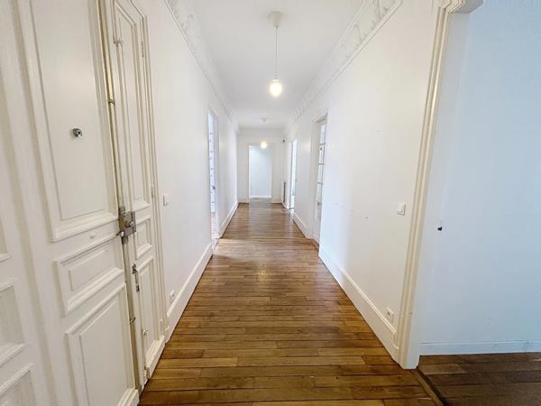 Appartement ancien à vendre 5 pièces REIMS (51)