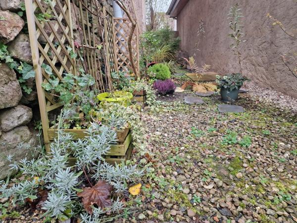 Immeuble à vendre proche SCHIRMECK - IMMEUBLE de 3 APPARTEMENTS T3 + 2 GARAGES