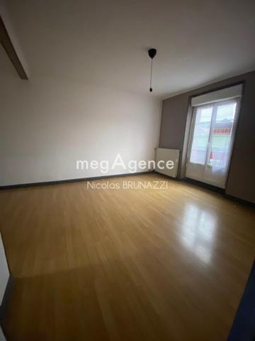 Appartement à VIMOUTIERS, 61120 - 4 pièces 84m²