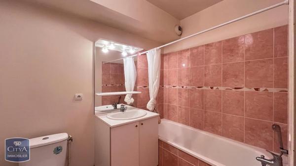 Appartement à louer 1 pièce 26.74m² Vendôme (41100)