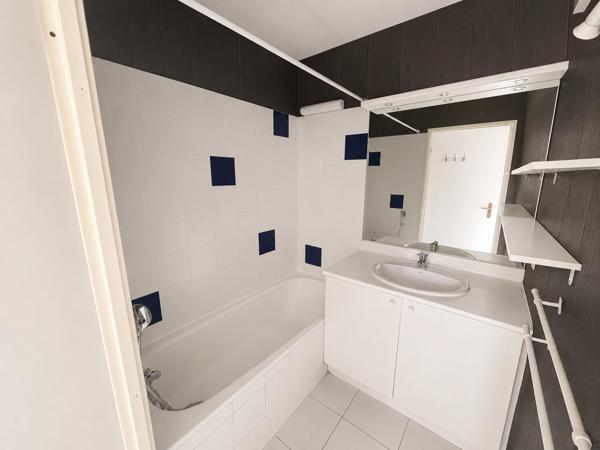 Appartement T3 de 63 m² avec balcon et 2 places de stationnement – Mérignac