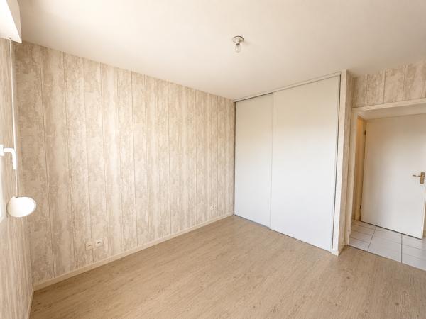 Appartement T3 de 63 m² avec balcon et 2 places de stationnement – Mérignac