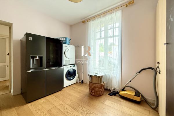 Maison 7 pièce(s) 5 chambre(s) 171 m²