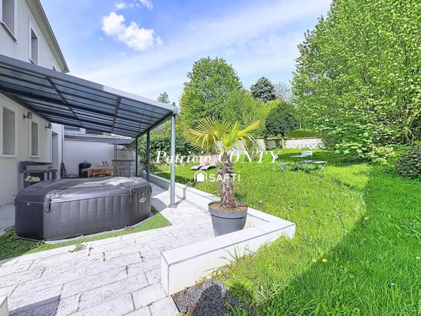 Maison d’architecte, vue exceptionnelle sur Paris