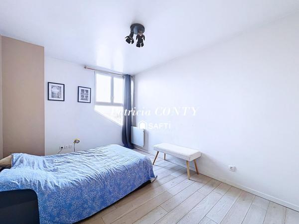 Maison d’architecte, vue exceptionnelle sur Paris