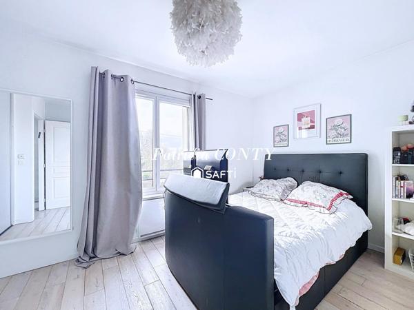 Maison d’architecte, vue exceptionnelle sur Paris