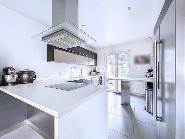 Maison d’architecte, vue exceptionnelle sur Paris