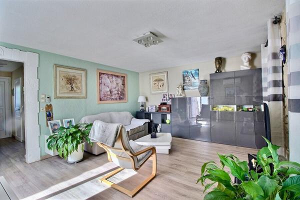 Maison Marignane de type 4 de 82m² avec terrasse, jardin et garage