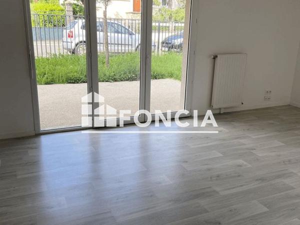 Location Appartement 3 pièces 60 m² - RUE ROGER SALENGRO Dreux 28100