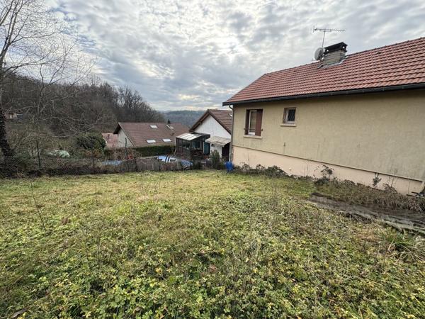 Maison individuelle sur les hauteurs de Bellegarde avec vue 319 000 €