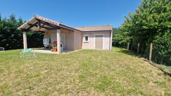 Vente
                Maison105 m² - 5 Pièces -
                    MONBEQUI (82170)