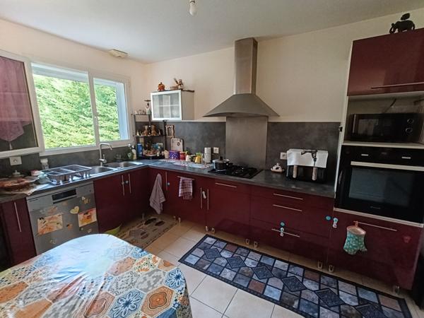 Vente
                Maison105 m² - 5 Pièces -
                    MONBEQUI (82170)