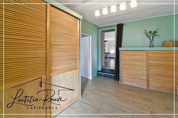 Demeure d’exception en pierre,370 m², Piscine, Pool house, Dépendances, Parc 3 ha avec lac À 25 min d’Agen