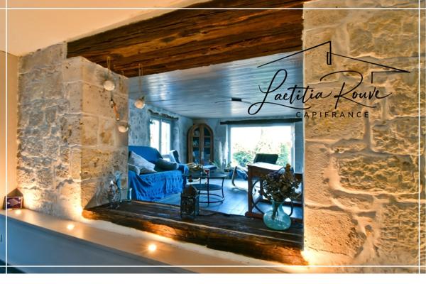 Demeure d’exception en pierre,370 m², Piscine, Pool house, Dépendances, Parc 3 ha avec lac À 25 min d’Agen