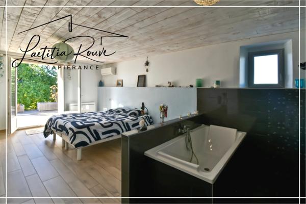 Demeure d’exception en pierre,370 m², Piscine, Pool house, Dépendances, Parc 3 ha avec lac À 25 min d’Agen