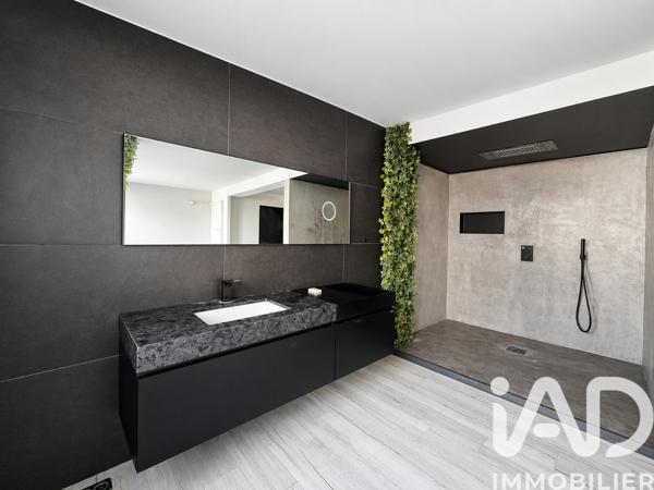 Location appartement 3 pièces 115 m² Charleville-Mézières
