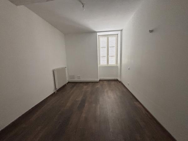 CHATILLON SUR SEINE ( 21) : maison moderne au centre ville, 90m² avec terrain de150m² Châtillon-sur-Seine (21400)