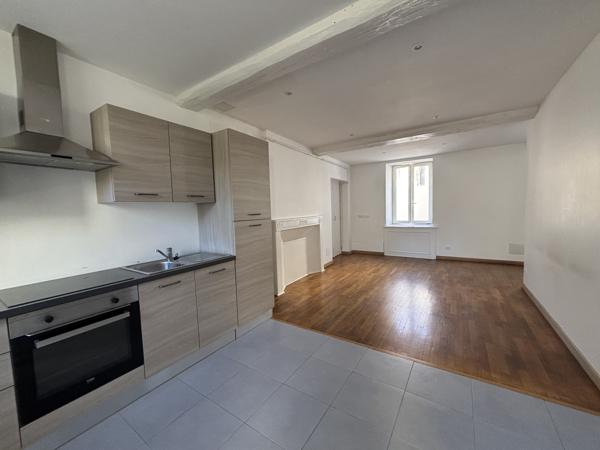 CHATILLON SUR SEINE ( 21) : maison moderne au centre ville, 90m² avec terrain de150m² Châtillon-sur-Seine (21400)