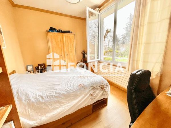 À vendre Maison 8 pièces 243 m² - Châtenay-malabry 92290