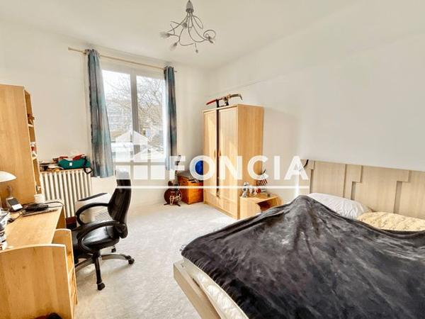 À vendre Maison 8 pièces 243 m² - Châtenay-malabry 92290