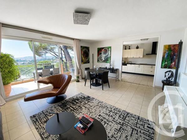 Appartement F3 à vendre  3 pièces - 91 m 2   STE MAXIME  - 83