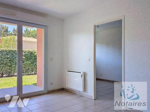 Appartement à Vendre à Créon (33670) en Gironde (33)

À Créon, appartement de 38,47 m² propos...