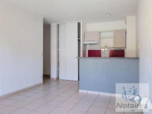 Appartement à Vendre à Créon (33670) en Gironde (33)

À Créon, appartement de 38,47 m² propos...