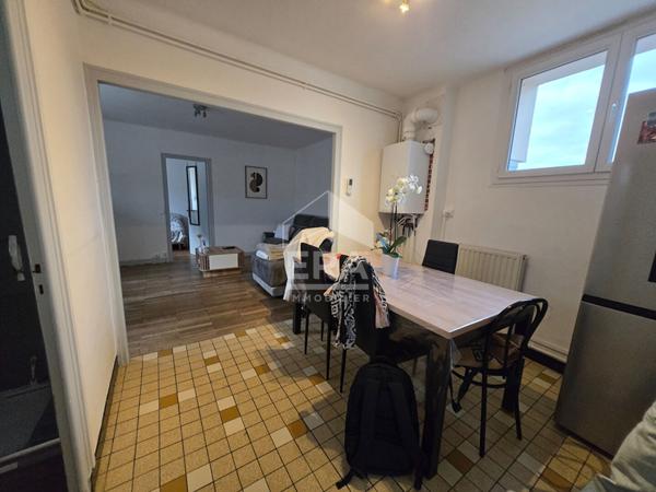 Immeuble de rapport Choisey 6 pièce(s) 96 m2, 2 logements + garages privatifs