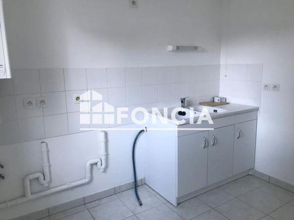 Location Appartement 2 pièces 55.93 m² - 23 RUE MOULIN AUX COULEURS Quimper 29000