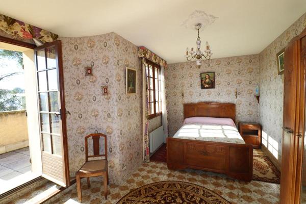 Maison Villeneuve Les Avignon 4 pièce(s) 97 m2