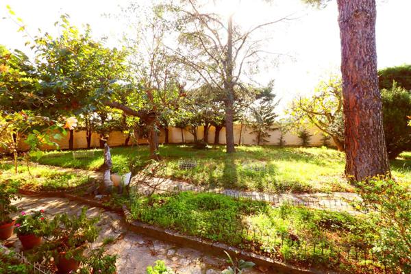 Maison Villeneuve Les Avignon 4 pièce(s) 97 m2