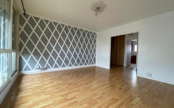 Appartement à vendre    3 pièces • 59,66 m2 Yerres