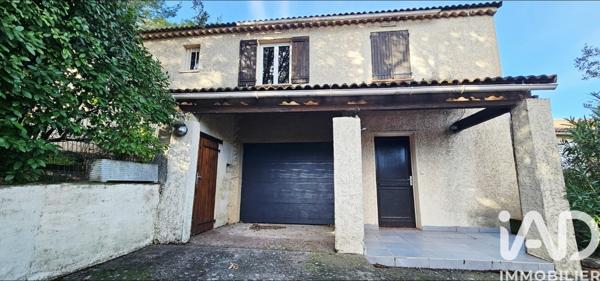 Maison à vendre 5 pièces 161 m² Roquebrune-sur-Argens