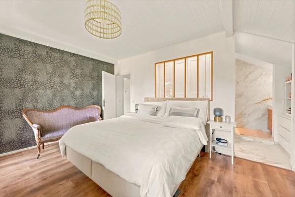 Maison à vendre 7 pièces PREVESSIN MOENS (01)