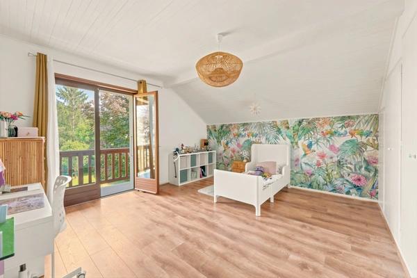 Maison à vendre 7 pièces PREVESSIN MOENS (01)
