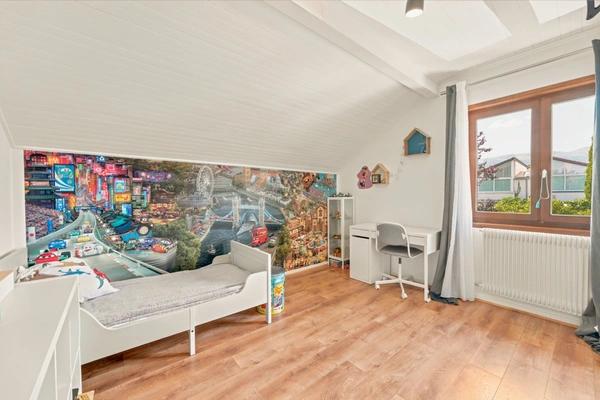 Maison à vendre 7 pièces PREVESSIN MOENS (01)