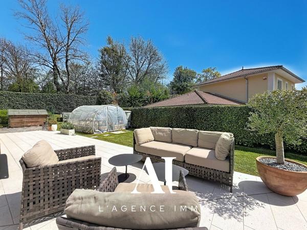 Maison individuelle 136 m² – Terrasse 88 m² – Vue Jura – 3 chambres – Échenevex 01170