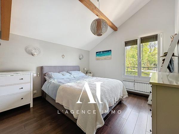 Maison individuelle 136 m² – Terrasse 88 m² – Vue Jura – 3 chambres – Échenevex 01170