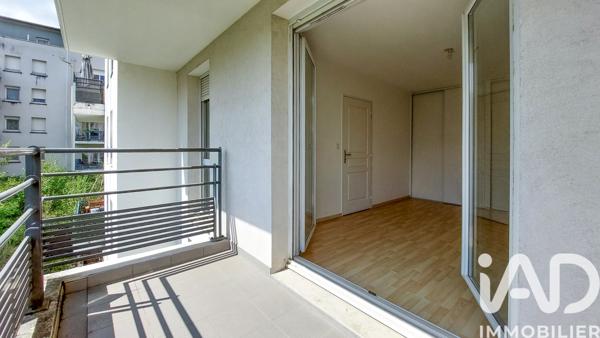 Appartement à vendre 3 pièces 74 m² Bron