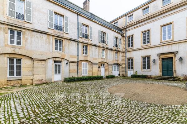 Exclusivité.Dijon centre historique, appartement familial et de réception 203 m2-Hôtel particulier c