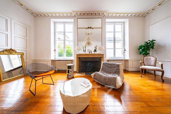 Exclusivité.Dijon centre historique, appartement familial et de réception 203 m2-Hôtel particulier c