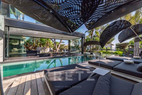 Exceptionnelle villa d'architecte vue mer