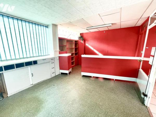 A VENDRE MURS LOCAL A SAINT CHELY D'APCHER