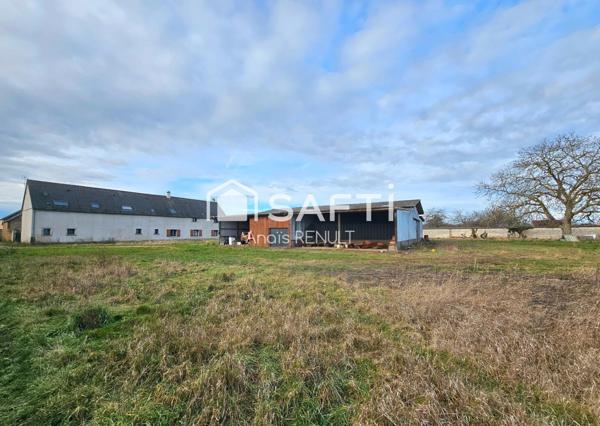 Propriété avec 2 habitations, hangar et dépendance