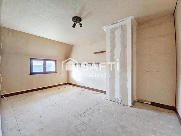 Propriété avec 2 habitations, hangar et dépendance