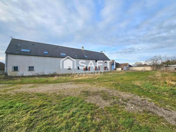 Propriété avec 2 habitations, hangar et dépendance