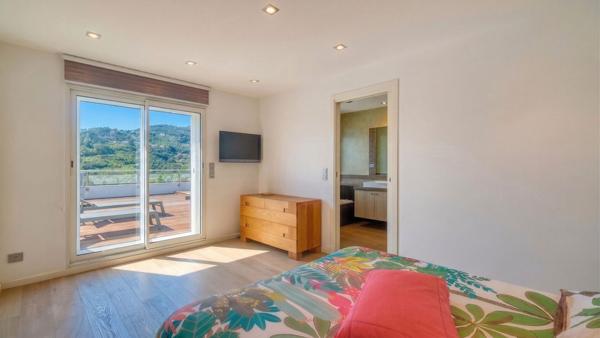 Vente Appartement Villa de toit 6 pièces Vue Mer Ville Di Pietrabugno