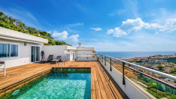 Vente Appartement Villa de toit 6 pièces Vue Mer Ville Di Pietrabugno