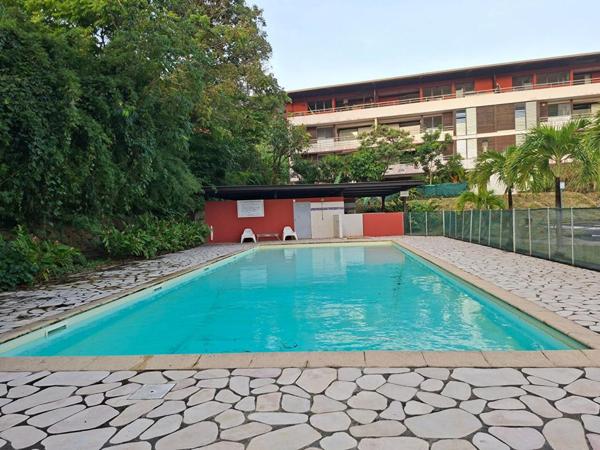 BADUEL 3 pièce(s) 64.51 m2 + varangue 16.91 m2